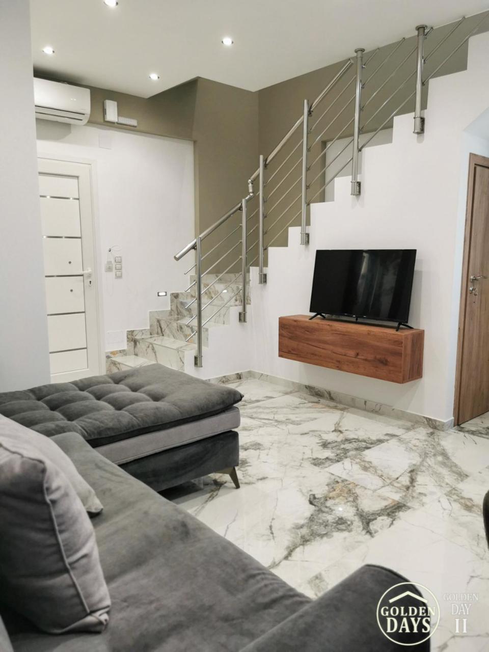 Golden Days Villa